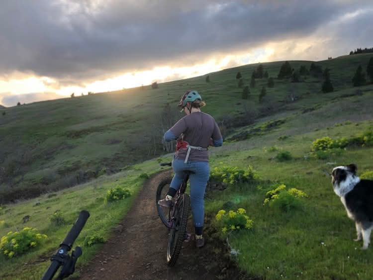 mountian biking white salmon washington