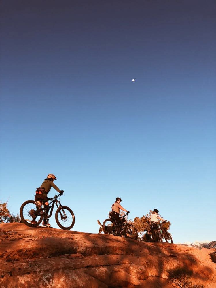 mountain biking in moab utah