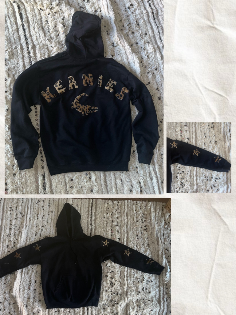A few shots of a new hoodie that Keanies is making.
